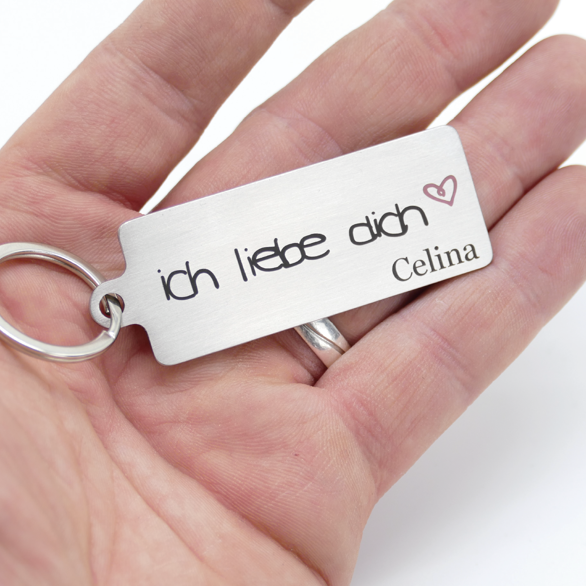 Schlüsselanhänger "ich liebe dich" mit Wunschnamen - Wiens3d