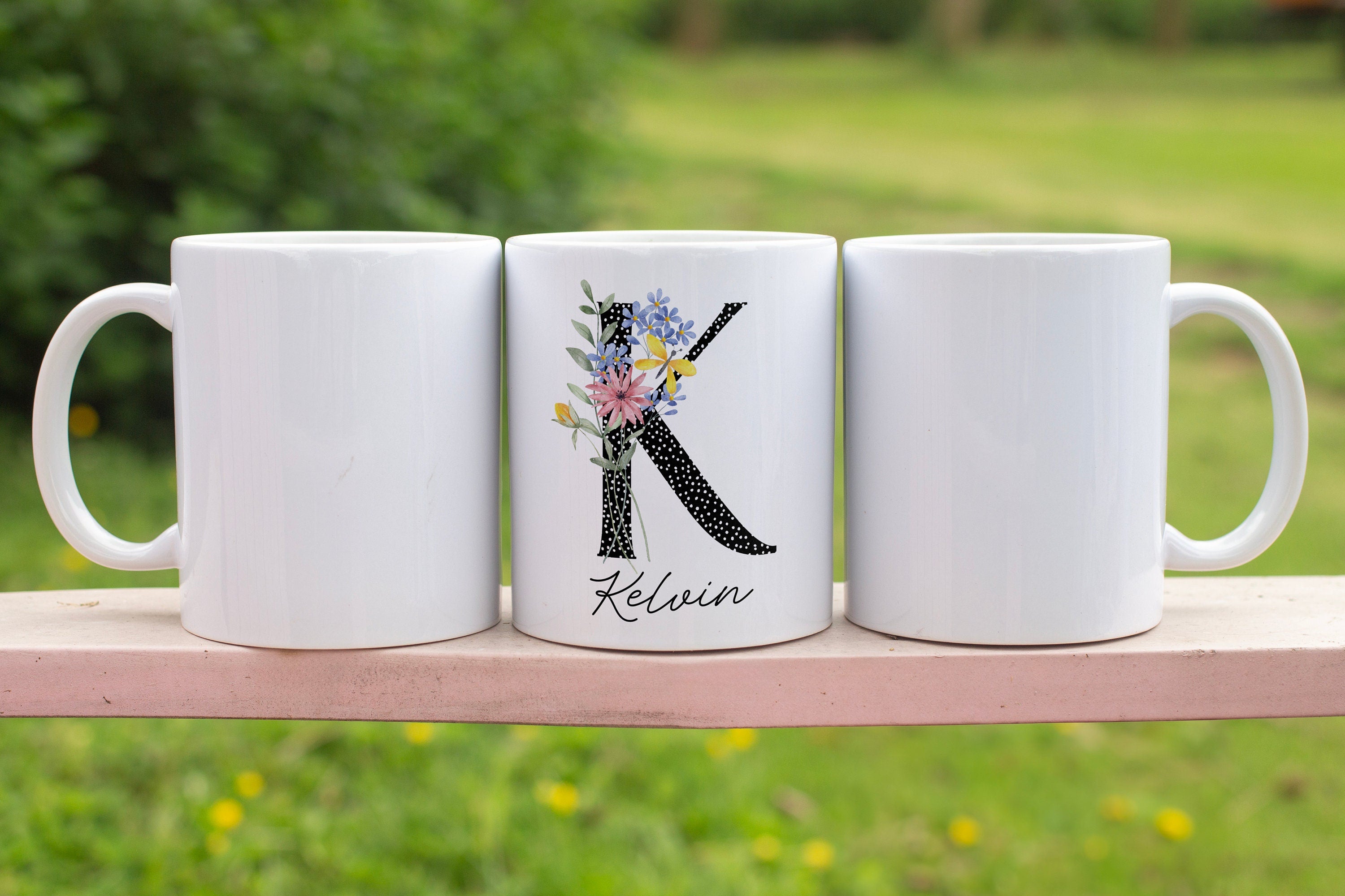 Namenstasse mit Monogramm | ABC Initialien Wunschname | Geschenk Geburtstag Weihnachten | 330 ml - 0083-0108