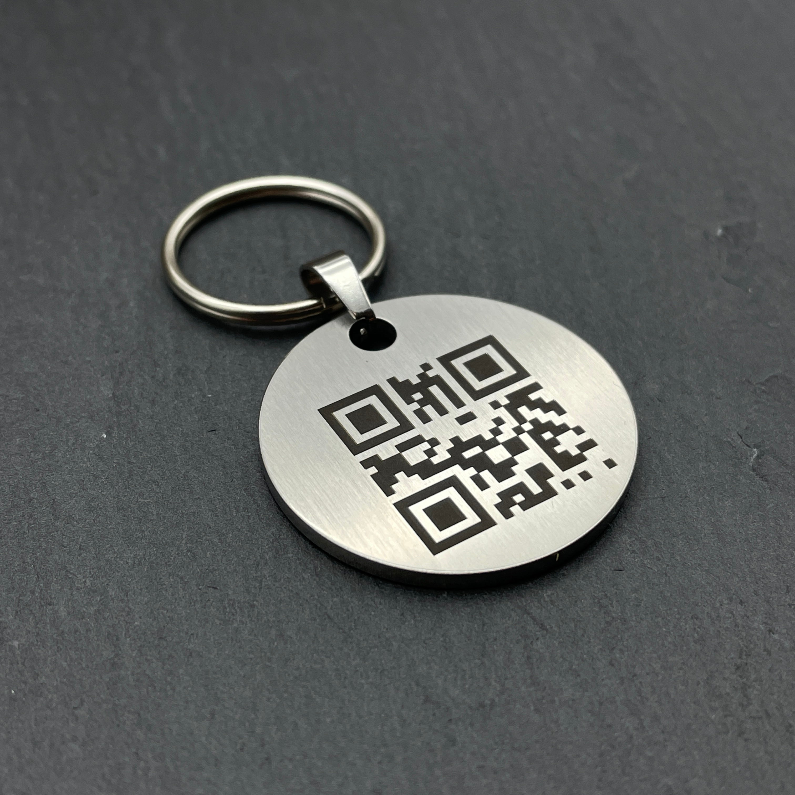 QR CODE Schlüsselanhänger Rund D30 aus Edelstahl - Personalisierbar - Wiens3d