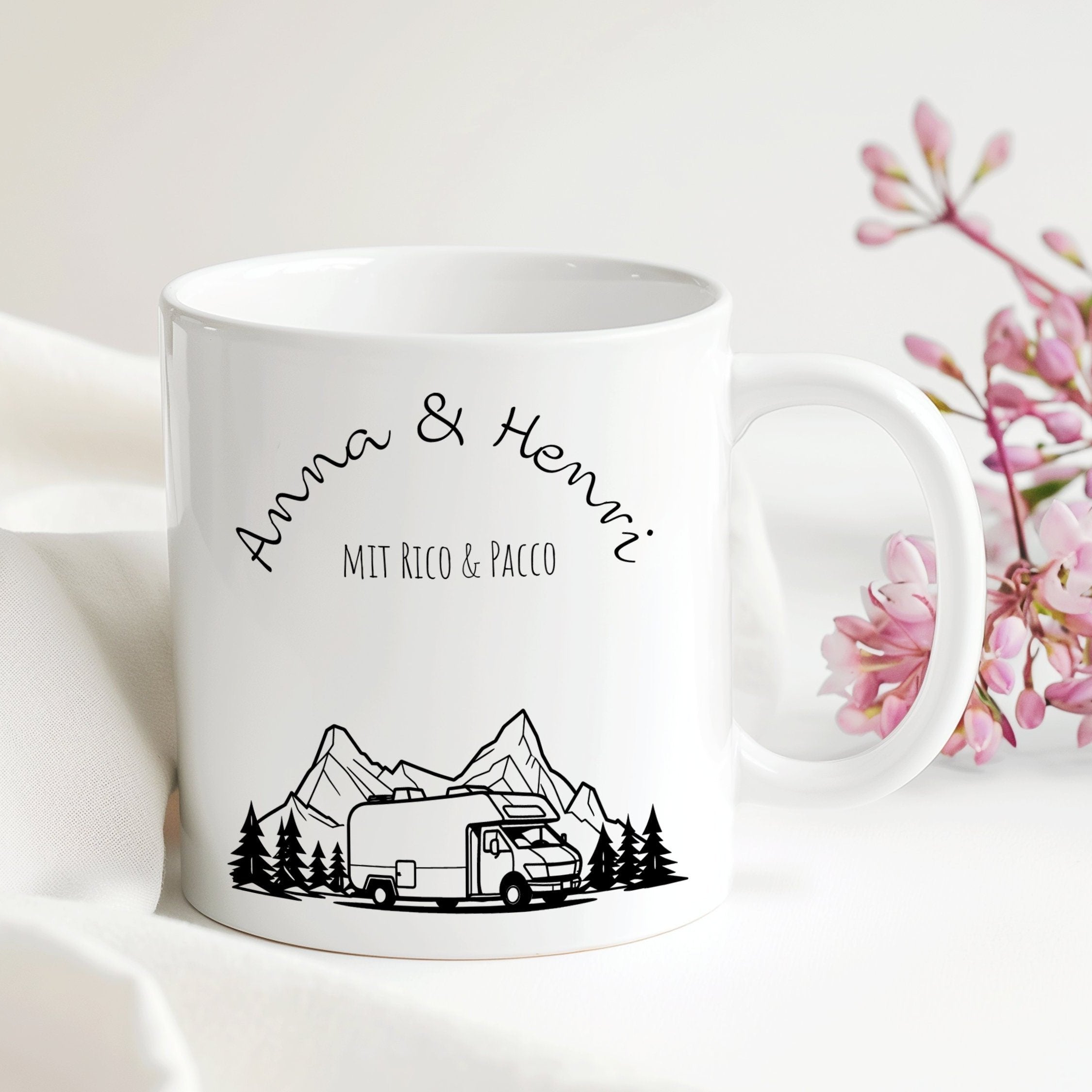 Camper Tasse Namen | Kaffeetasse | Weihnachten Vatertag Geburtstag Geschenk Arbeit Camping | 330 ml - 0162