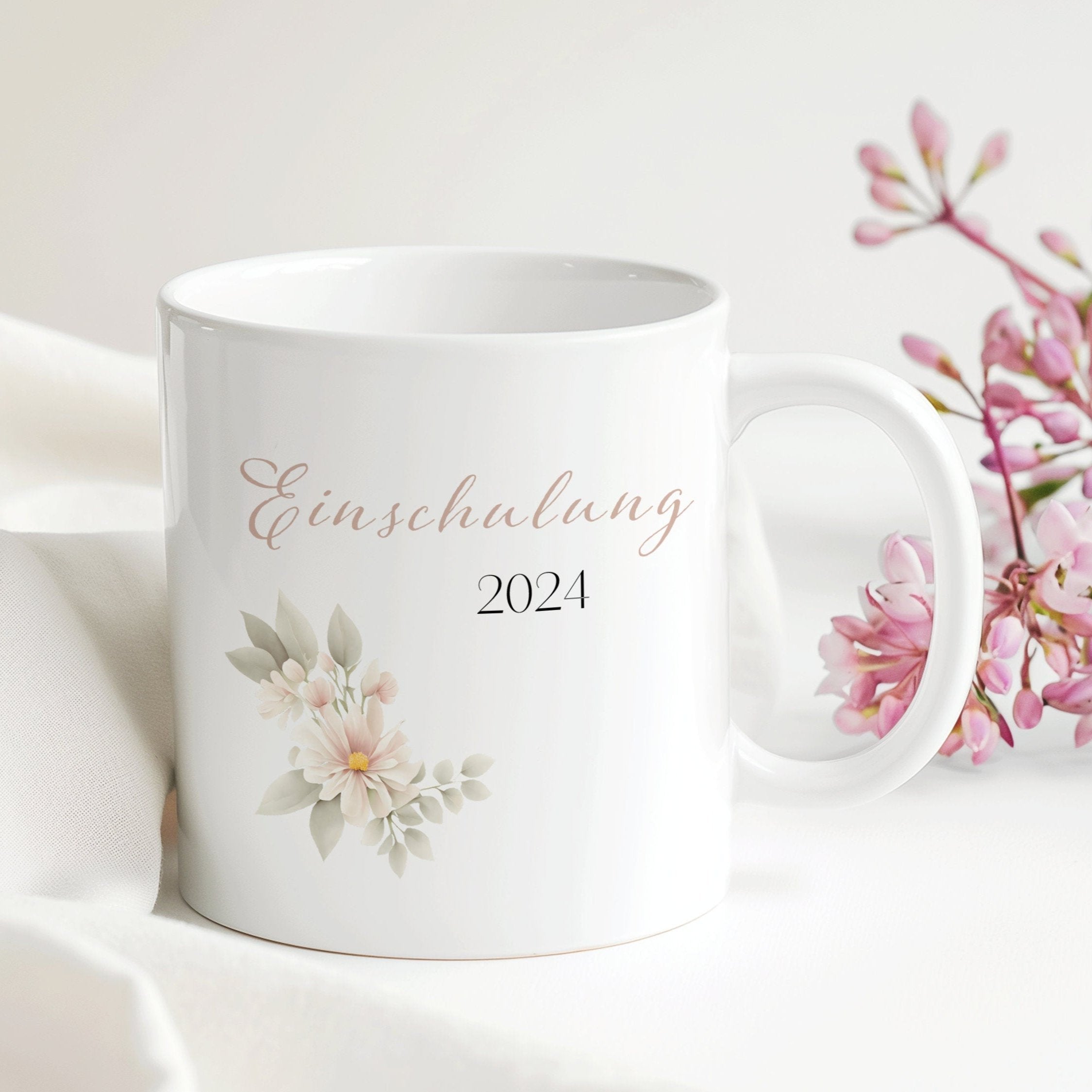 Einschulung Tasse Schulkind 2024 | Schuleinführung Schulanfang Erst Klasse Einschulungsgeschenk Blume Geschenk | 330 ml - 0049