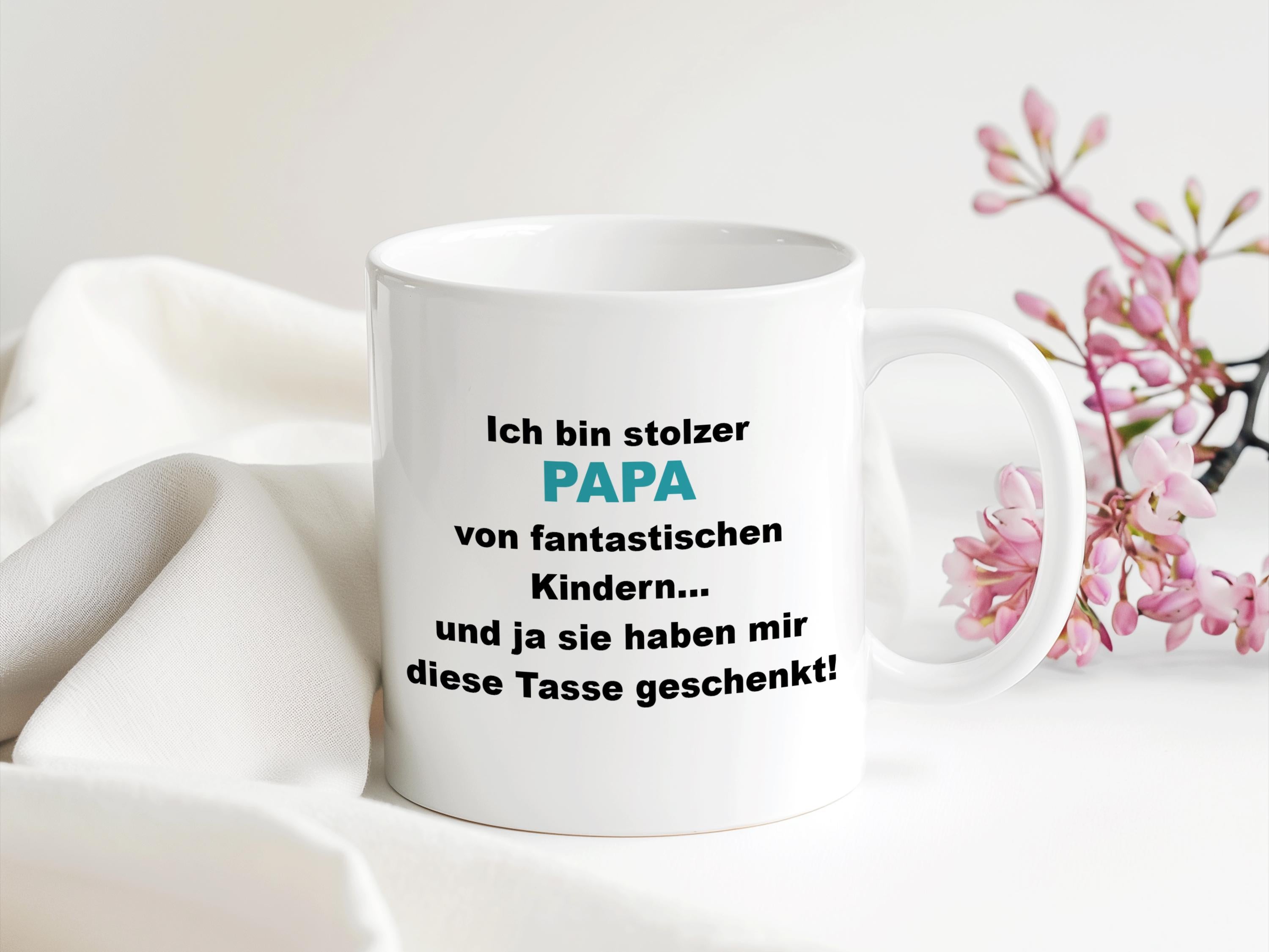 Stolzer Papa Tasse | Vatertag Geschenk Geburtstag Weihnachten Ostern | 330 ml - 0426